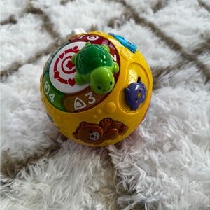 Vtech wiggle & crawl ball